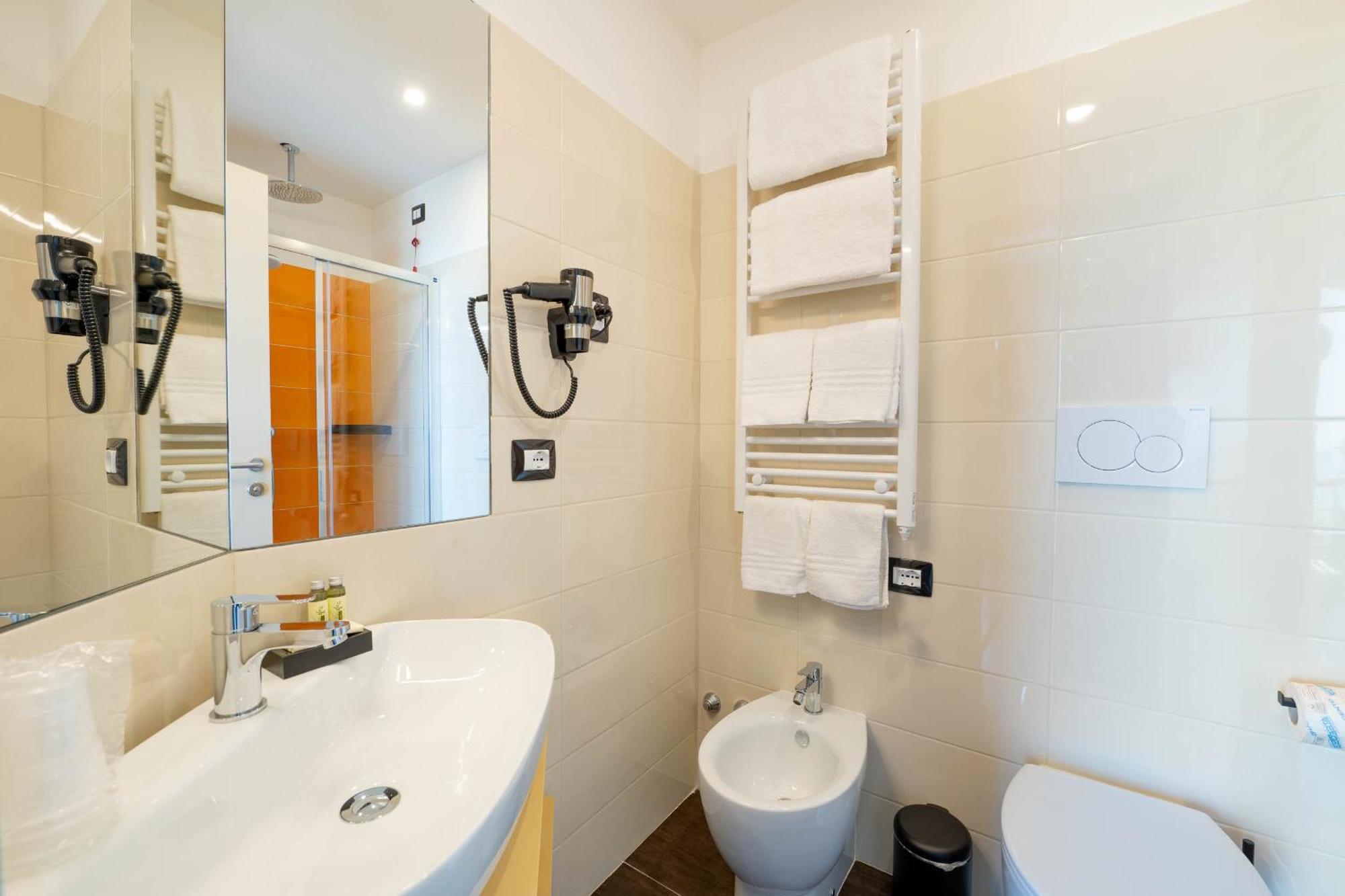 Hotel Velia Grottammare Kültér fotó