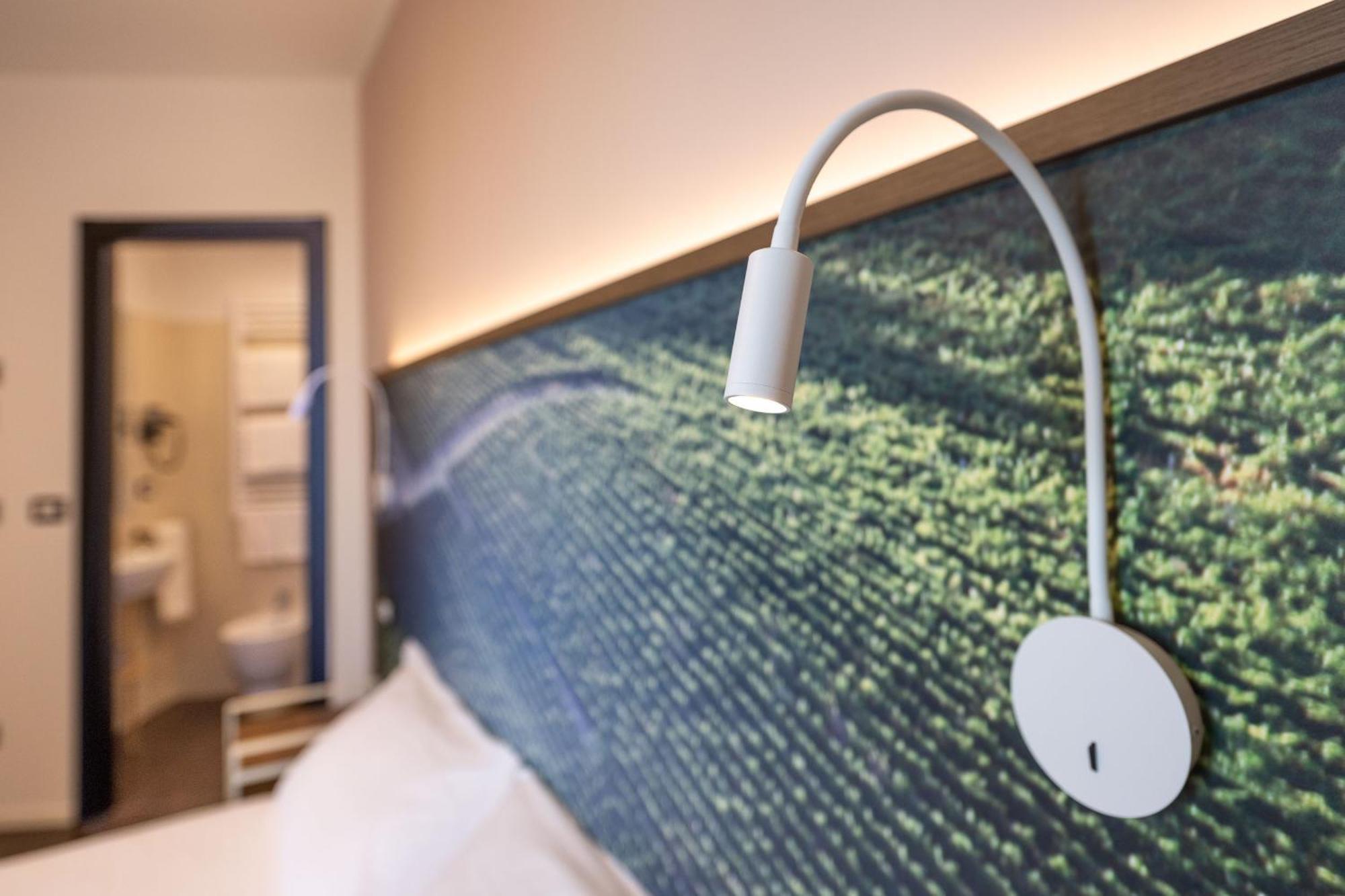 Hotel Velia Grottammare Kültér fotó