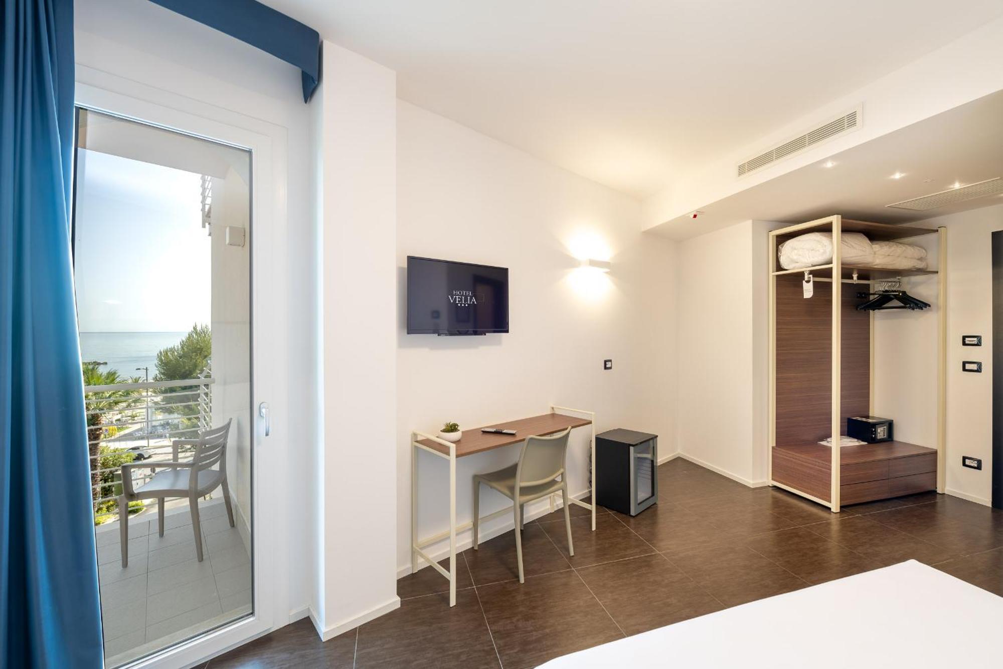 Hotel Velia Grottammare Kültér fotó
